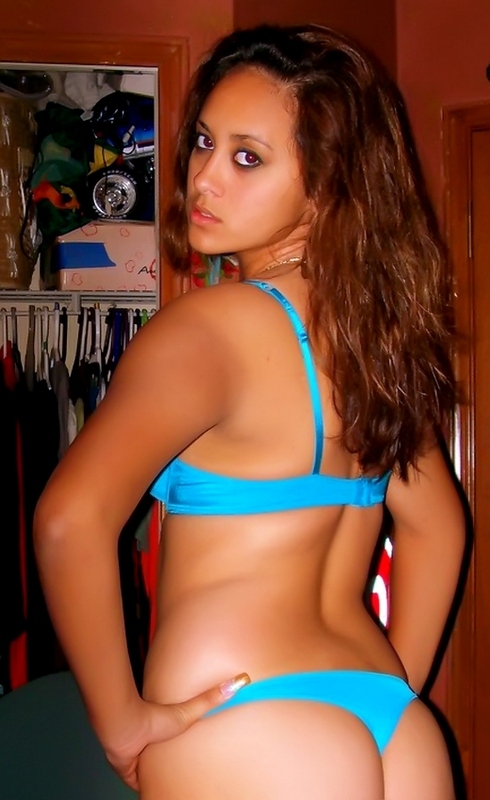 Хочешь окунуться в океан нежности и страсти? Я - твой выбор! Со мной ты почувствуешь себя желанным и живым. Все взаимно конфиденциально. Позвони мне уже сегодня! 29432, 23 года